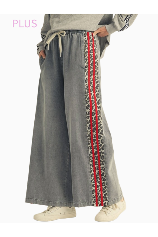 Side of Leopard Pant - Plus