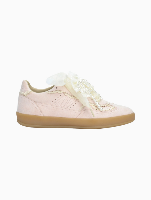 Eleanor Sneaker
