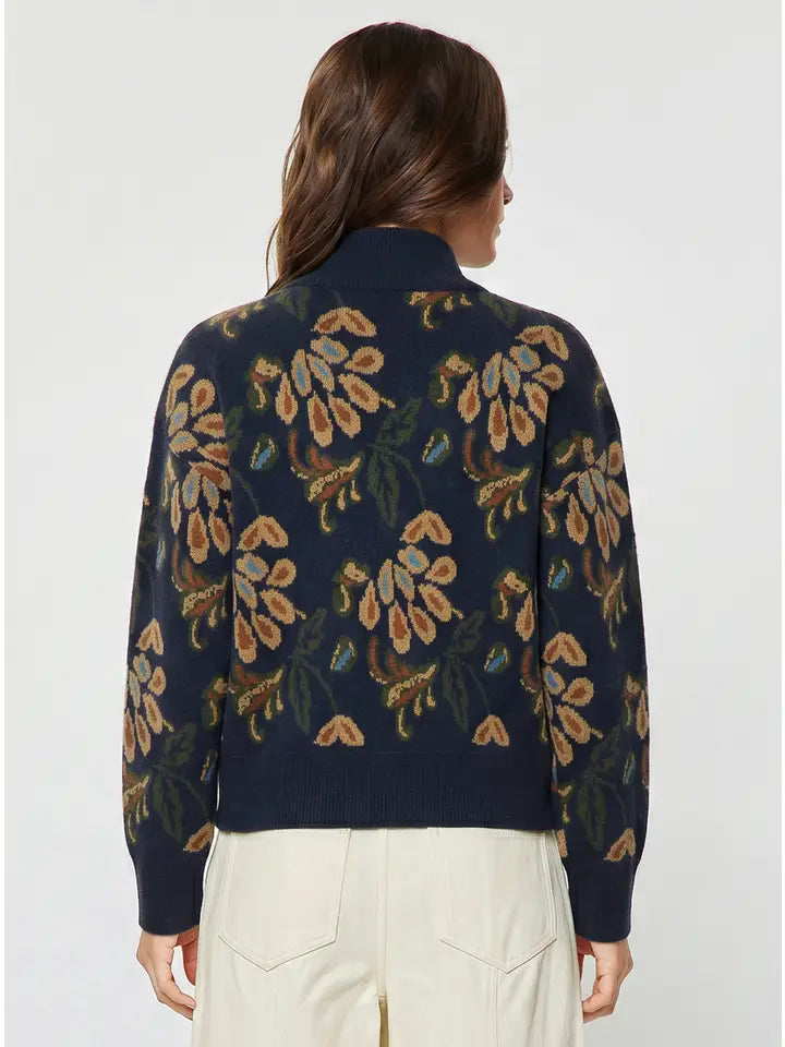 Farmers Market Stroll 1/2 Zip Top